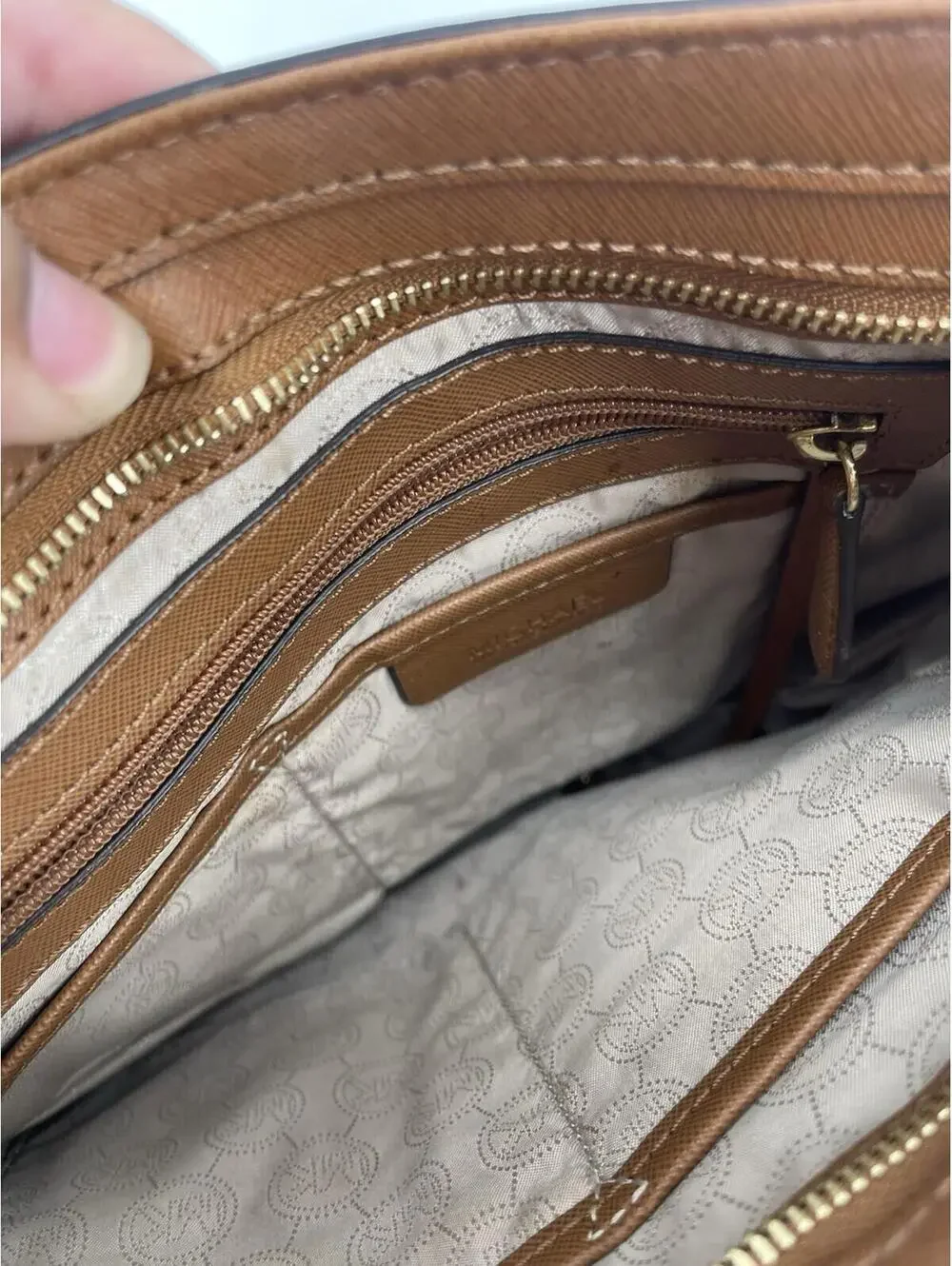 Michael Kors Bedford Luggage Brown Crossbody Bag Women’s Saffiano‎ Leather